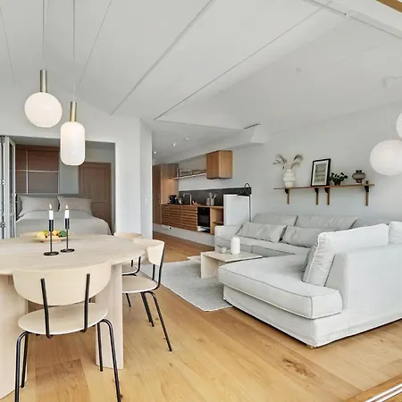 Apartment Amazing In With House Sea View *