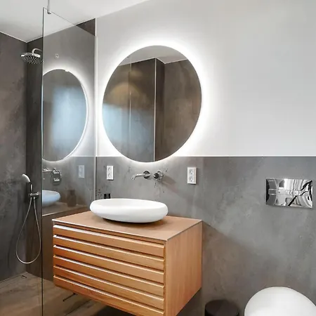 Amazing In With House Sea View Apartment